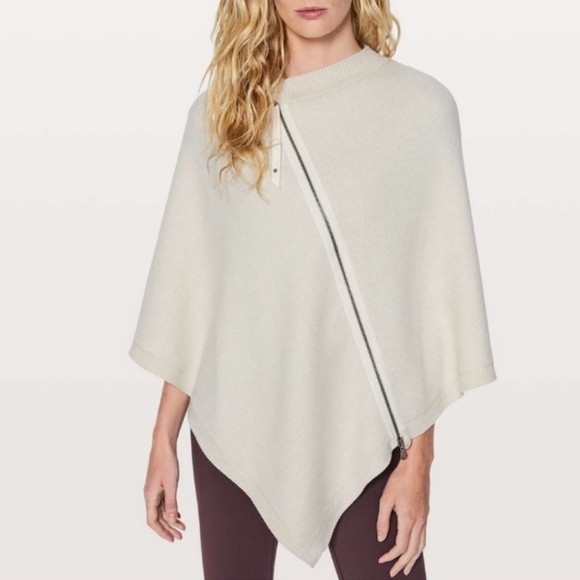 Lululemon On The Go Poncho O/S - Picture 12 of 12